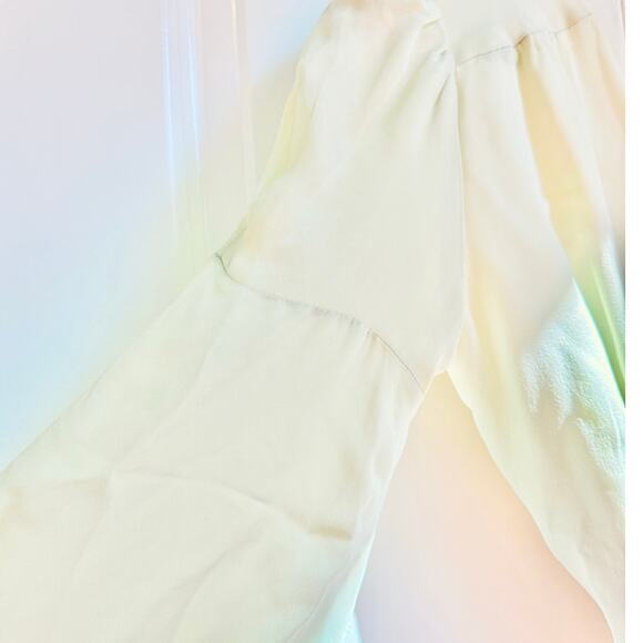 Stone Cold Fox 100% Silk Sage Beverly Blouse Size 1 Bell Sleeve Feminine Chic‎ - Picture 12 of 12